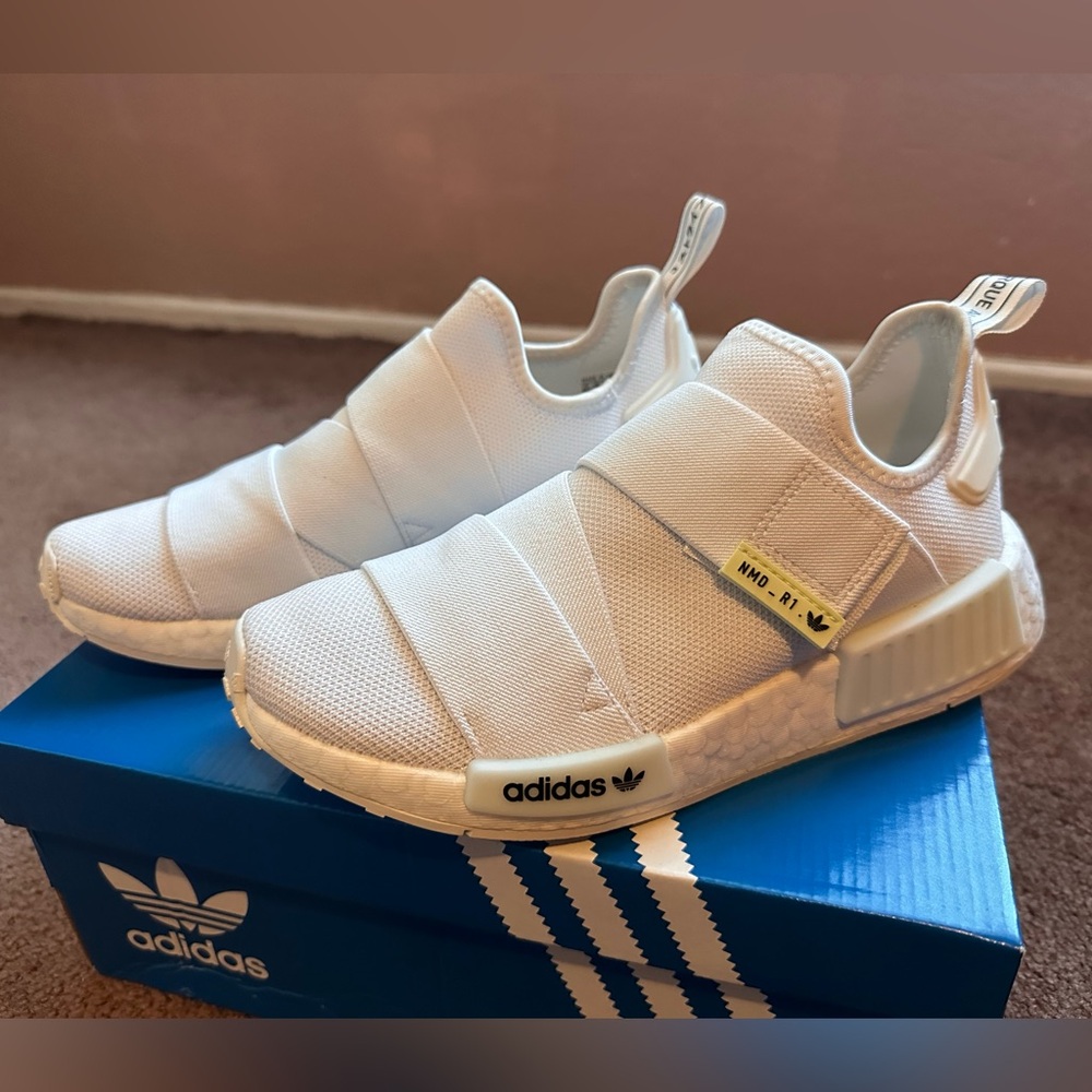 Adidas NMD_R1 Sneakers - Size 6.5